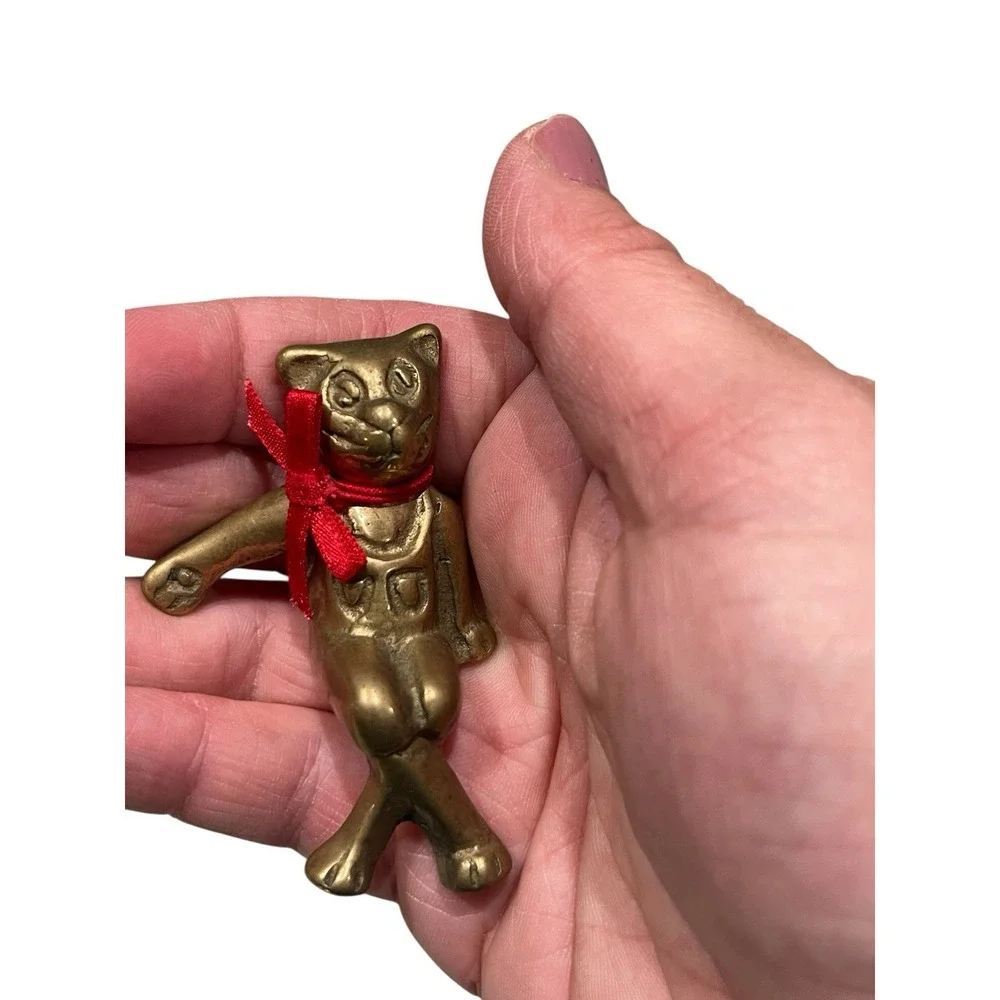 Brass Cats Kittens Sitting Cross Leg Metal Bench Red Ties Taiwan‎ Pair Trinket